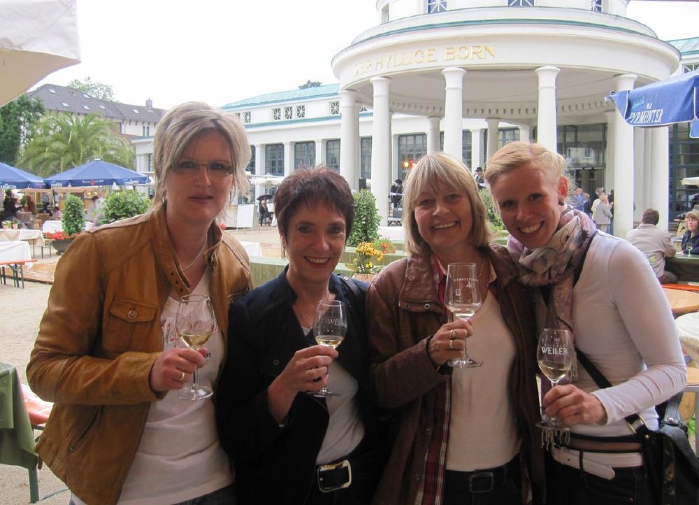 Weinfest auf dem Brunnenplatz (Unterhaltung / Freizeit | Bad Pyrmont)